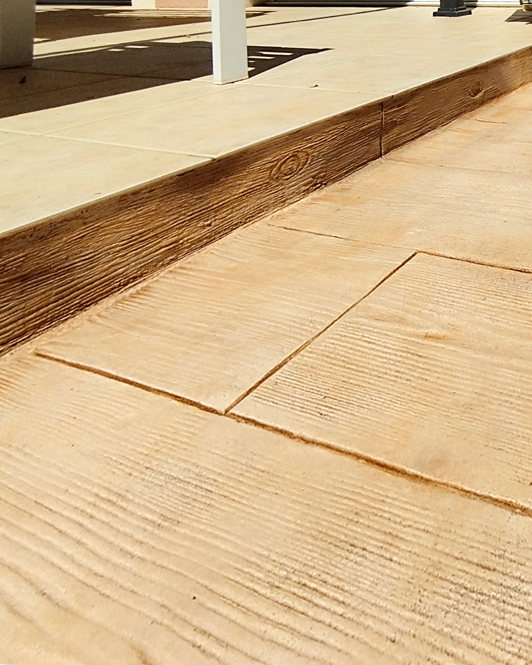 Béton imprimé "bois"